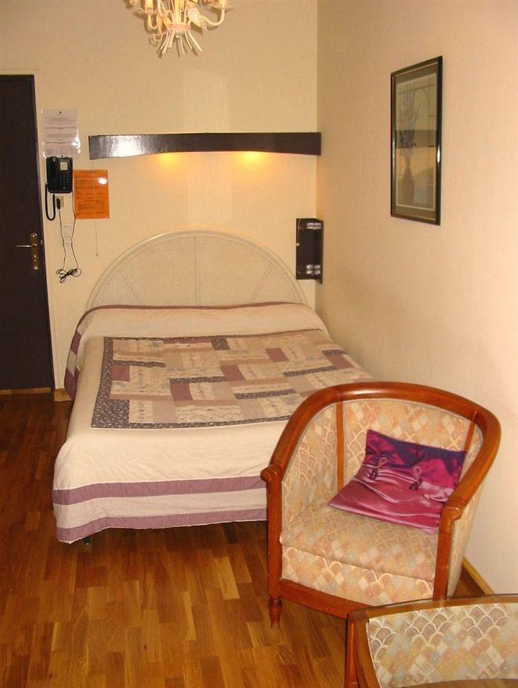 Saint - Pierre Hotel 2*
