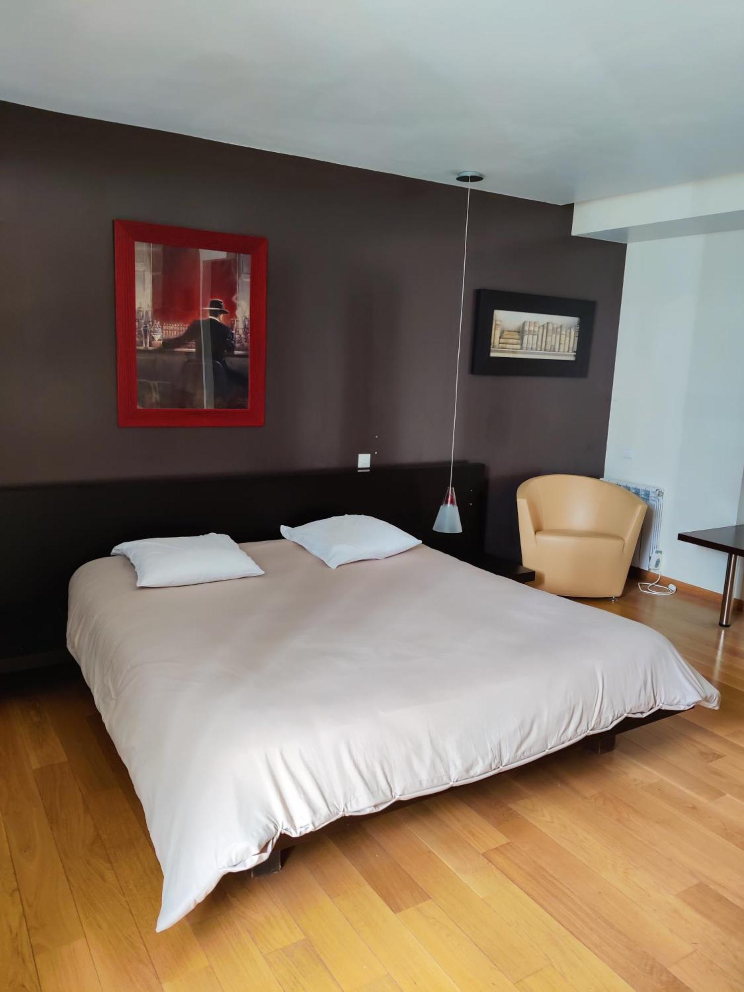 Hotel Saint - Pierre 2*